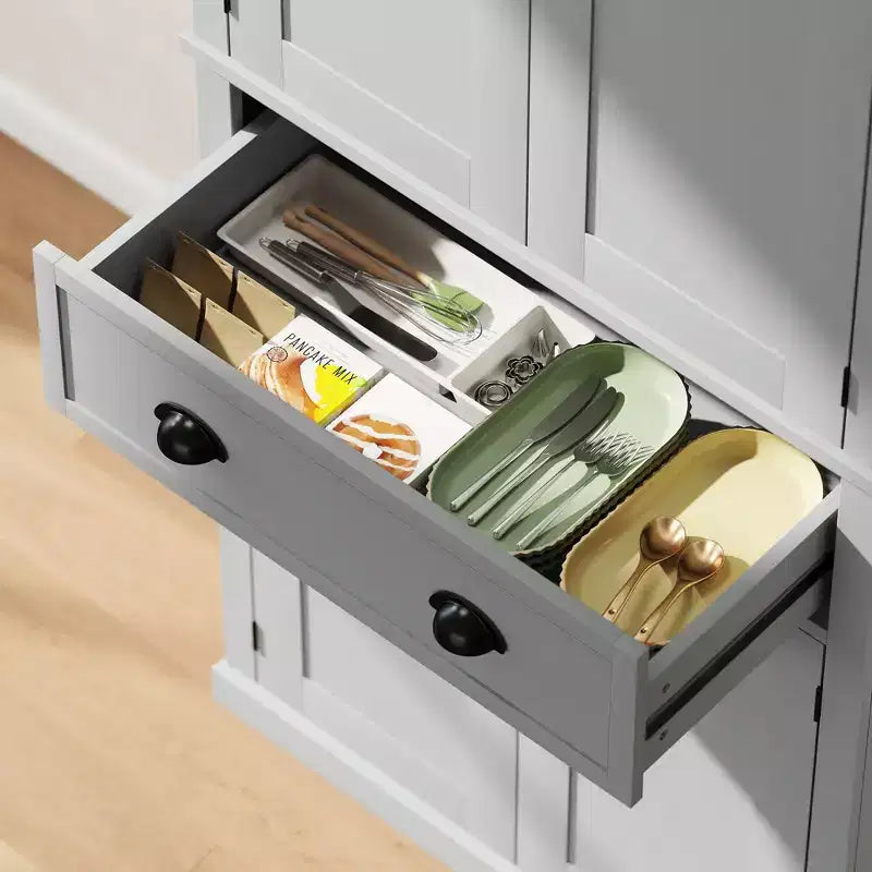 Garde-manger autoportant de cuisine traditionnel